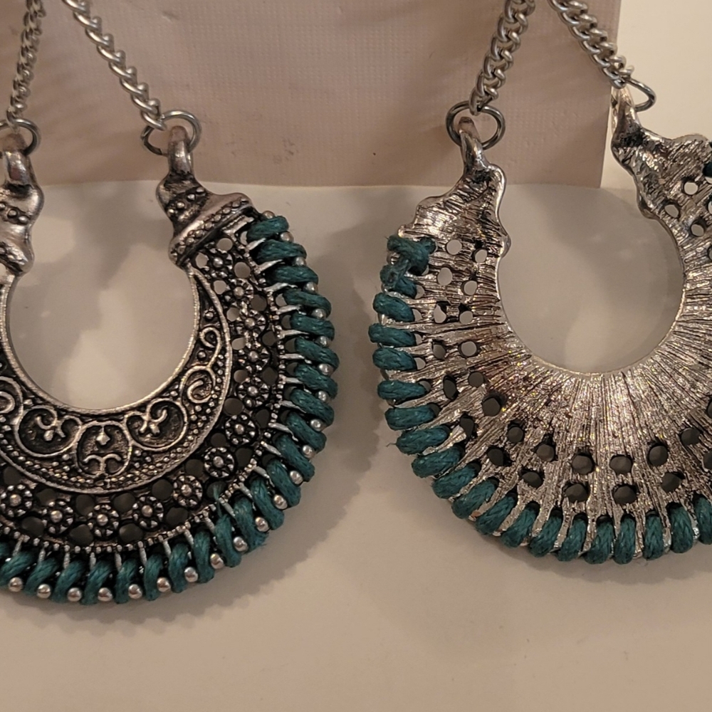 The Aztec Touch - Picture 2 of 9